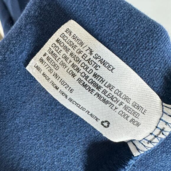 The Nines By Hatch Sleeveless Smocked Jersey Maternity Dress Womans Medium - Picture 7 of 9